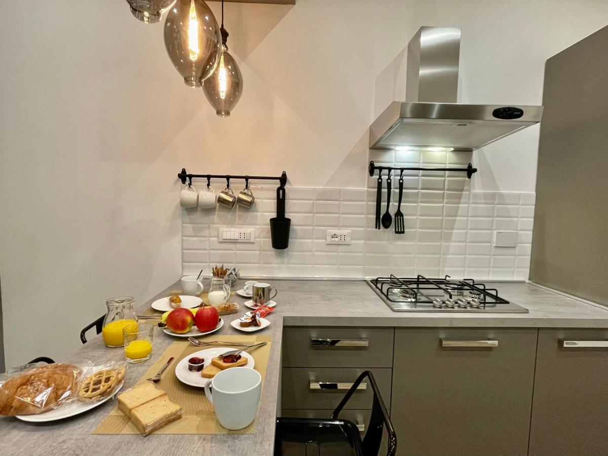 B&B Postavecchia Genoa Bagian luar foto